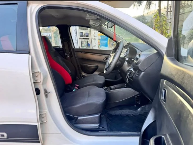 Renault Kwid - Thumbnail 9